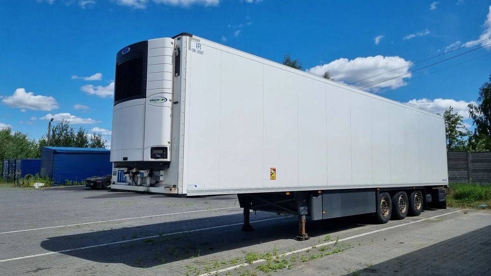 Schmitz Cargobull SKO24L