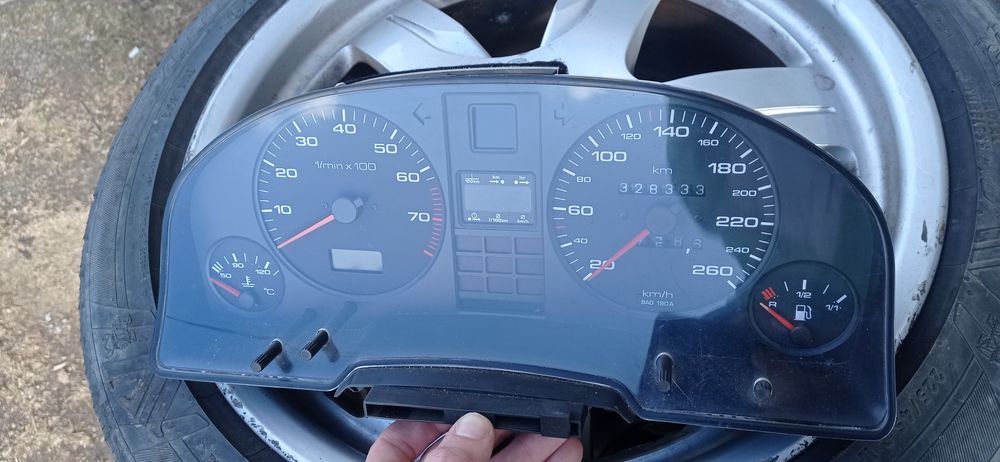 Audi 80 licznik komputer spalania