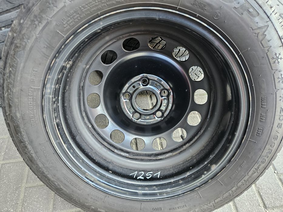 4x Felgi stalowe Volkswagen 16 5x112 ET46 57,1 Caddy Golf Jetta [1251]