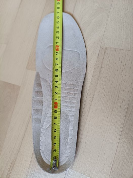 Białe klapki FitClog