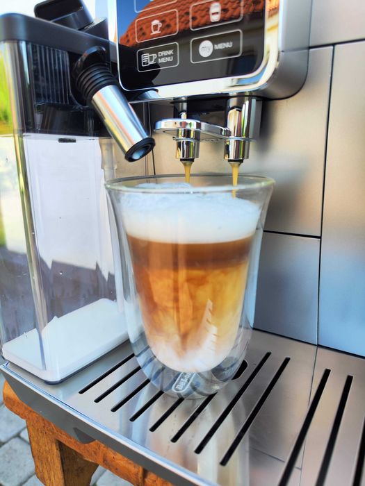 Кавомашина кофемашина DeLonghi Dinamica ECAM 350.55