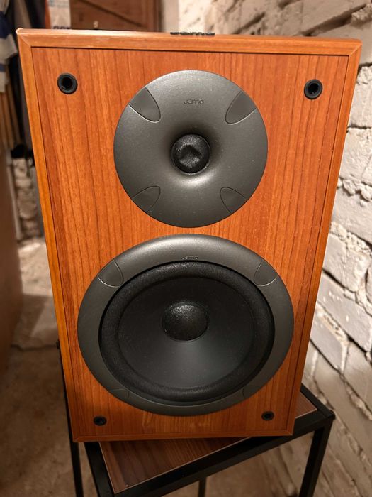 kolumny monitory Jamo E 610