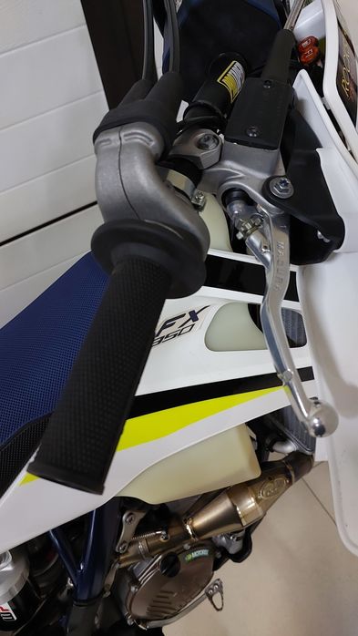 Мотоцикл Husqvarna FX 350 2019 року.