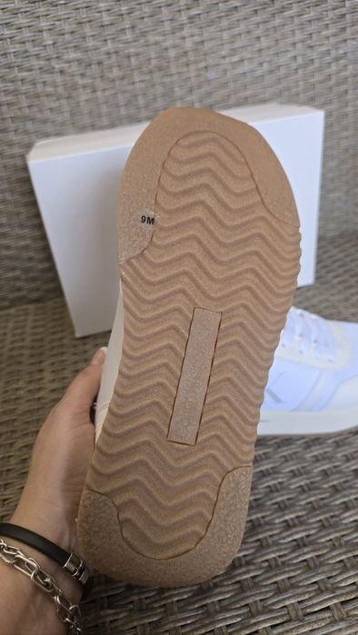 Кросівки жіночі Calvin Klein, нові оригінал