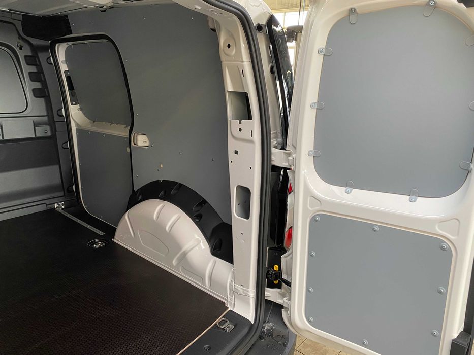 Zabudowa Busa VW Caddy 5 L1 (2021–) | Boczki PP 4mm | Wysyłka Gratis