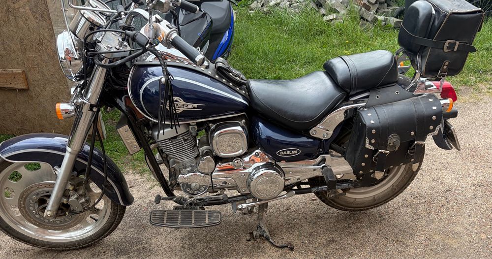 Motocykl daelim 125