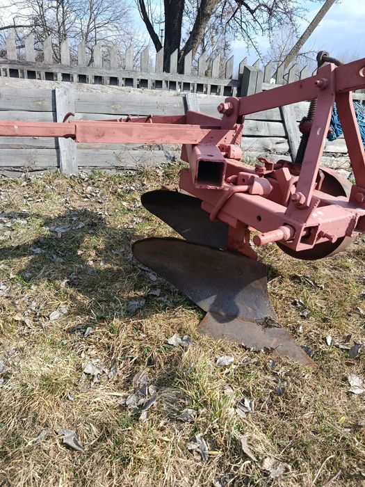 Продам плуг і культиватор до китайця або до т25