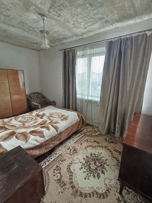 Продам 3-х кімнатну квартиру