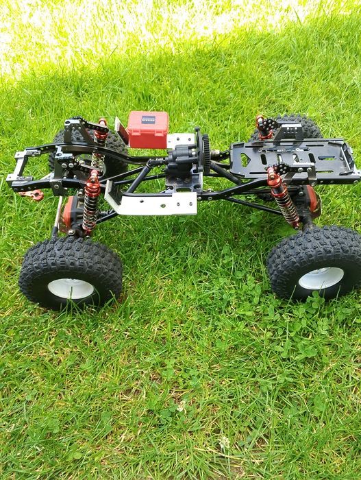 Podwozie trial kopia axial scx10