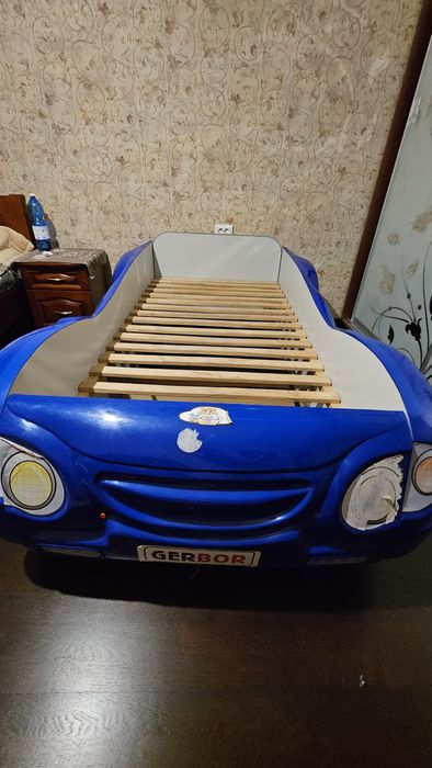 Дитяче ліжко машина