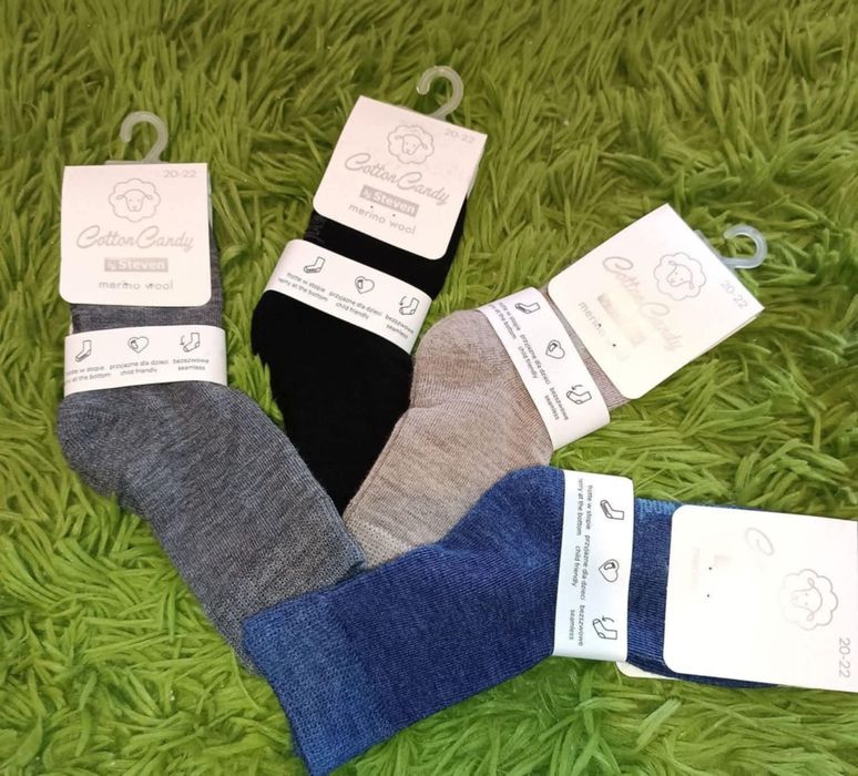 4 pary skarpet merino