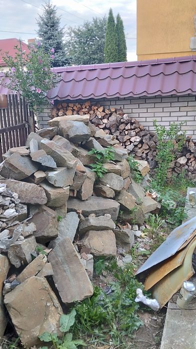 Продам бутовий камінь