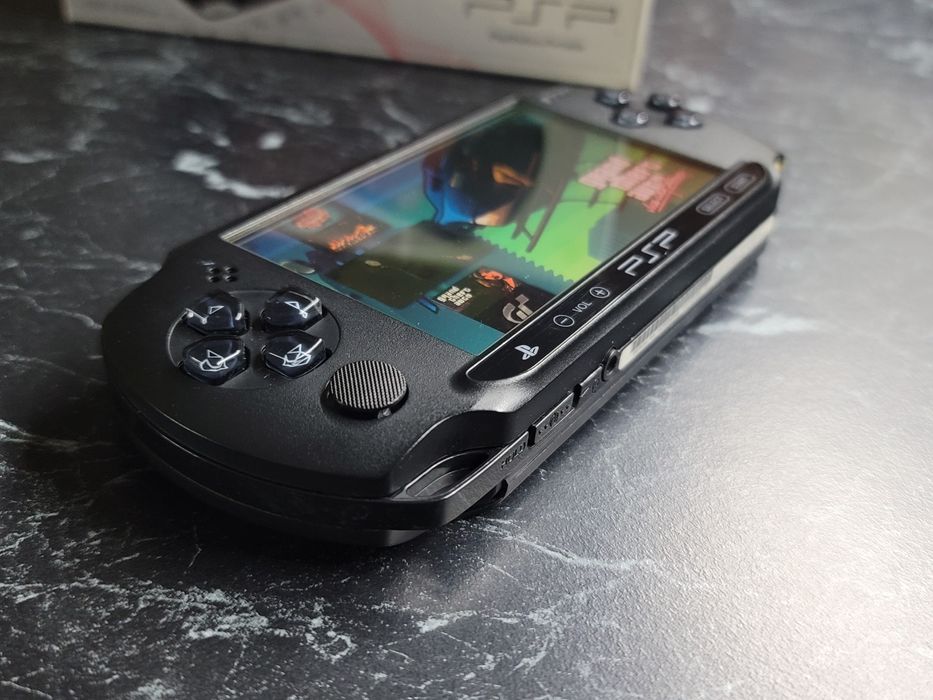 Sony PlayStation Portable PSP Street E1008 Black