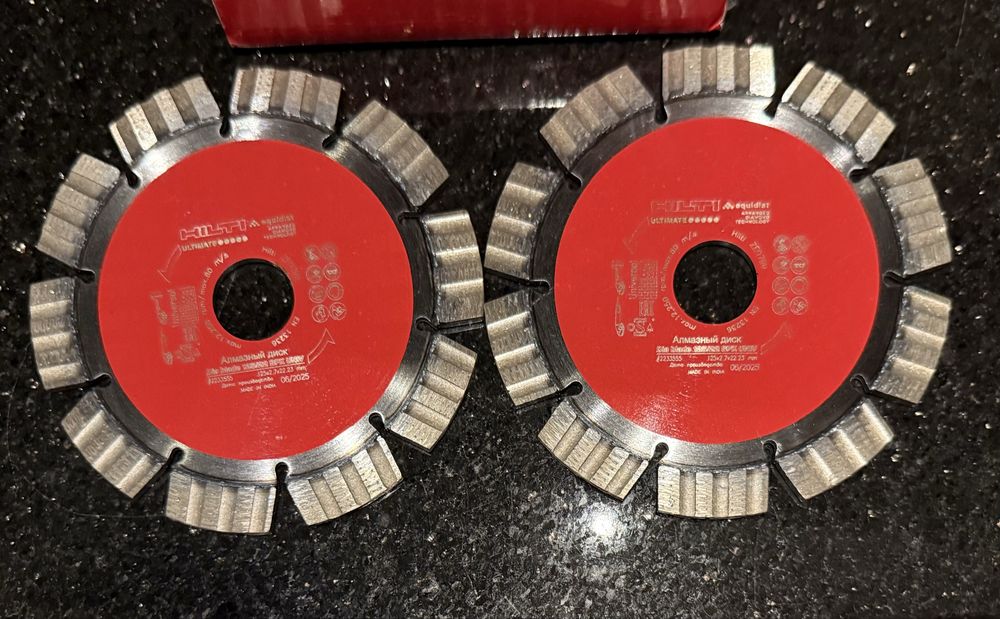 2 sztuki nowych tarcz HILTI 125 mm  SPX univ