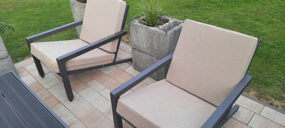 Fotel ogrodowy metalowy