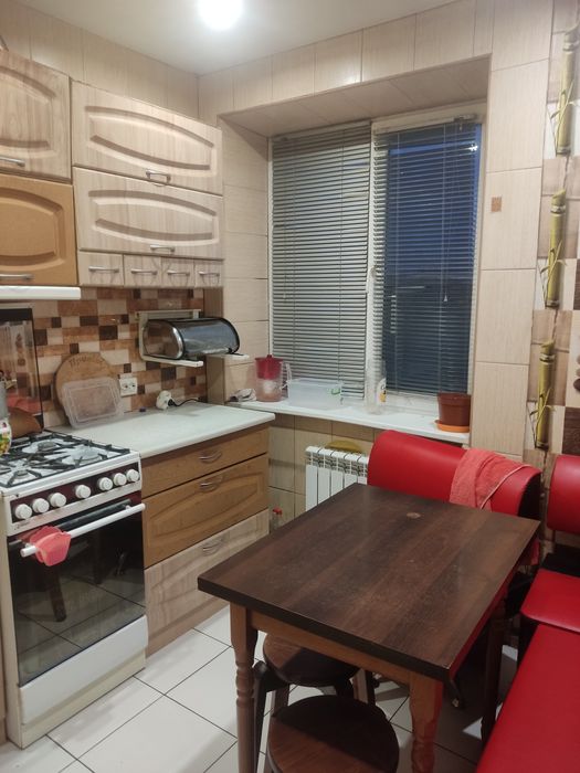 Продам 2-х кімнатну квартиру