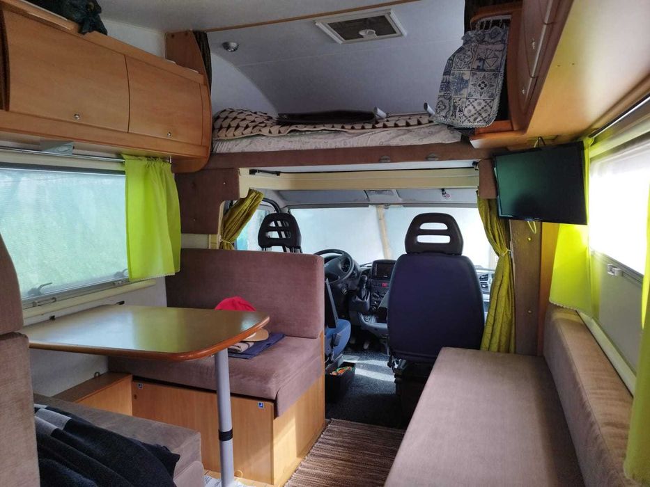 Autocaravana 2005 Fiat 2.3jtd, 6 lugares, 2 ar condicionados, reboque, 100% autónoma, muitos extras