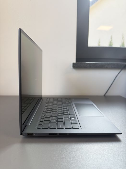 ASUS ZENBOOK Q410V i5-13500H 8GB 512GB OLED fv