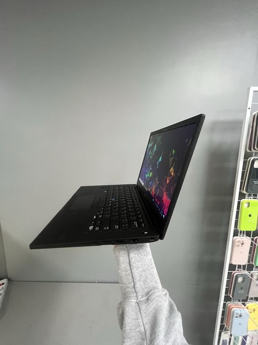 Ультрабук Dell Latitude 7490 i7-8650U 14 1920x1080 IPS  SSD DDR4