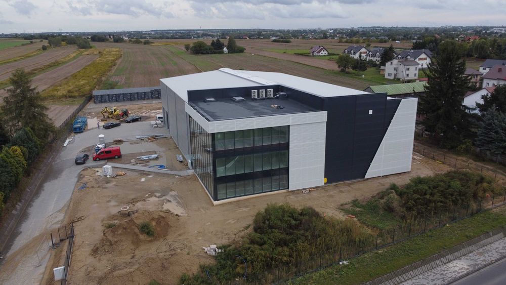 Budowa hali 5000m2 z biurowcem 675m2
