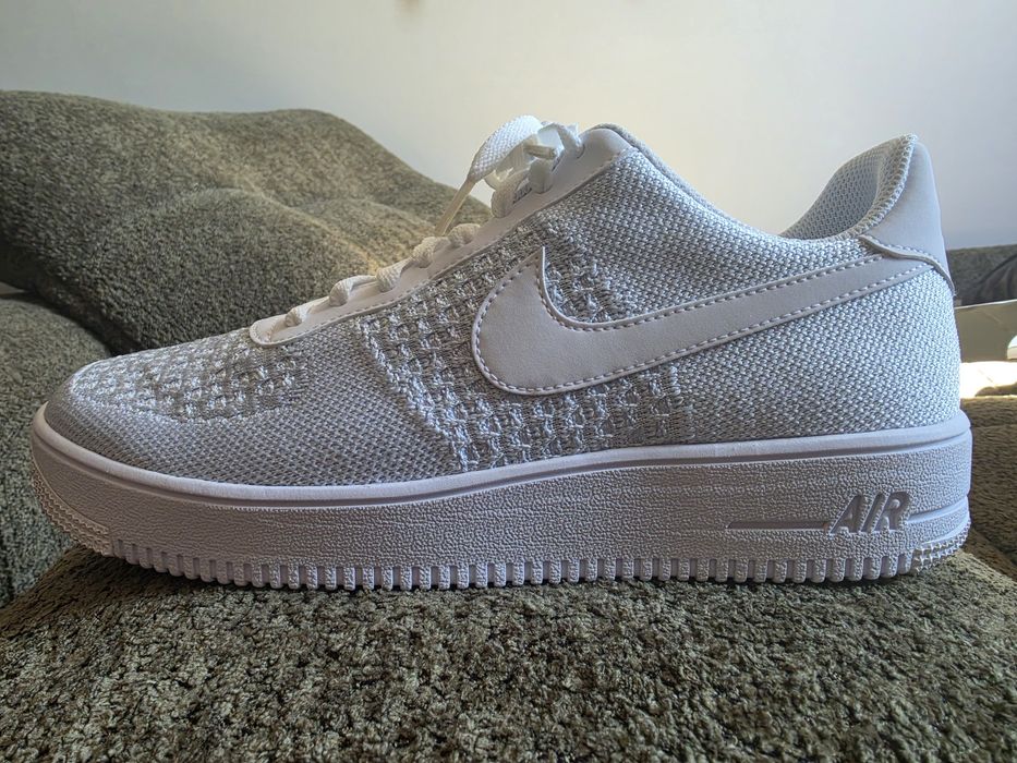 Взуття NIKE AIR FORCE Flyknit