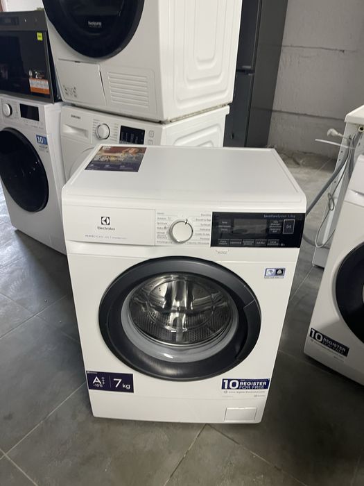 Пральна  машина  Electrolux EW6S327SPI (7 кг)
