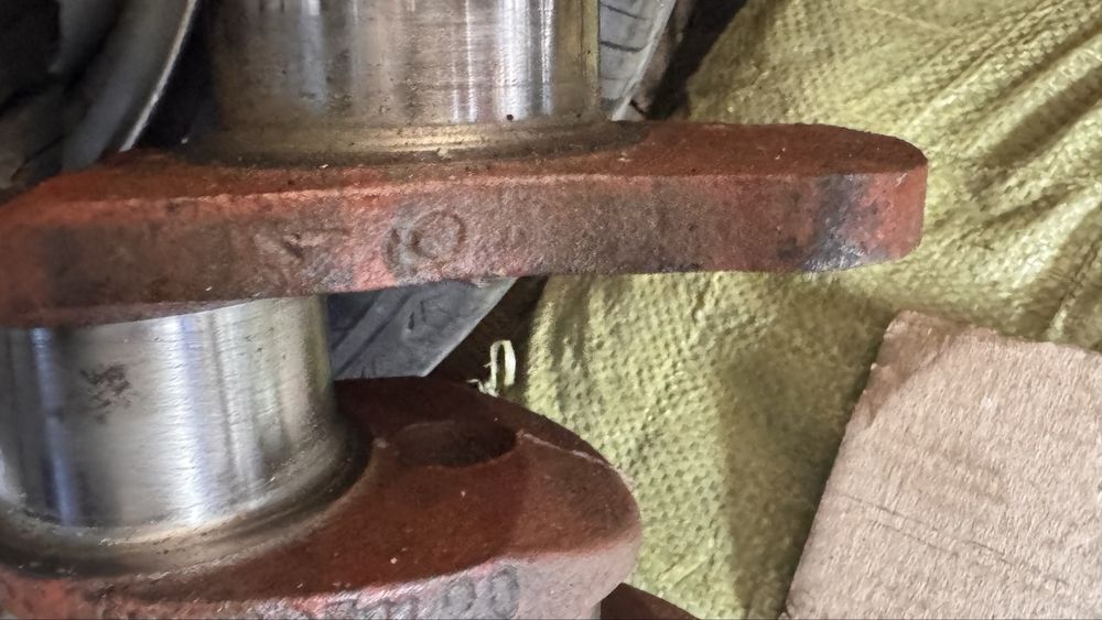 Продам новый коленвал газ 2401 402 УАЗ ссср