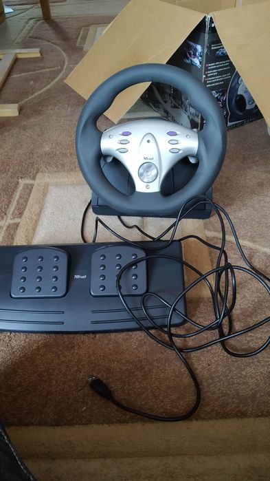 Kierownica Trust NF340 Race Master do PC
