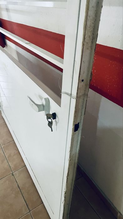 Porta aluminio lacado branco
