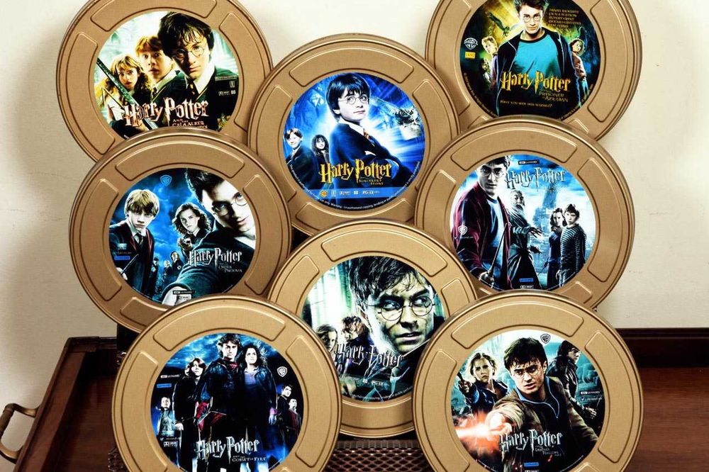 HARRY POTTER Colecção completa 8 filmes da saga em latas promocionais