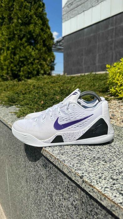 #0247 Nike Kobe 9 IX Low EM  [US 9 | 27 cm ]