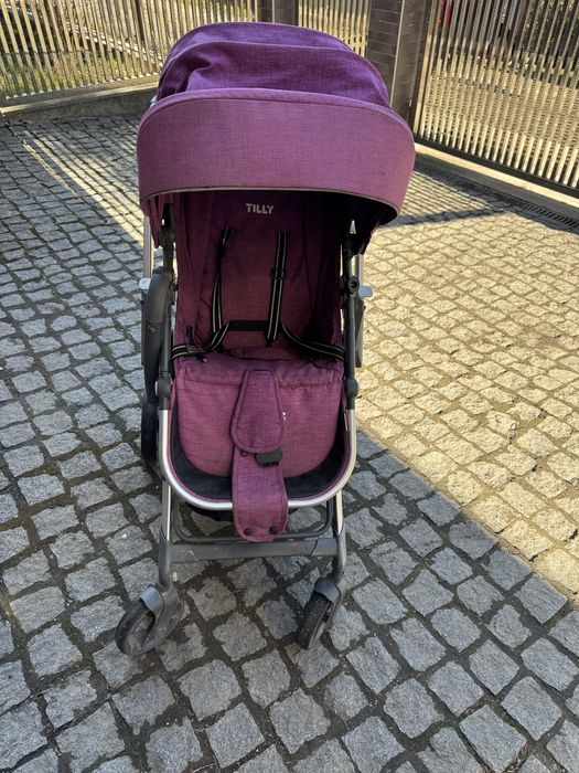 Коляска прогулочна. Стан хороший.