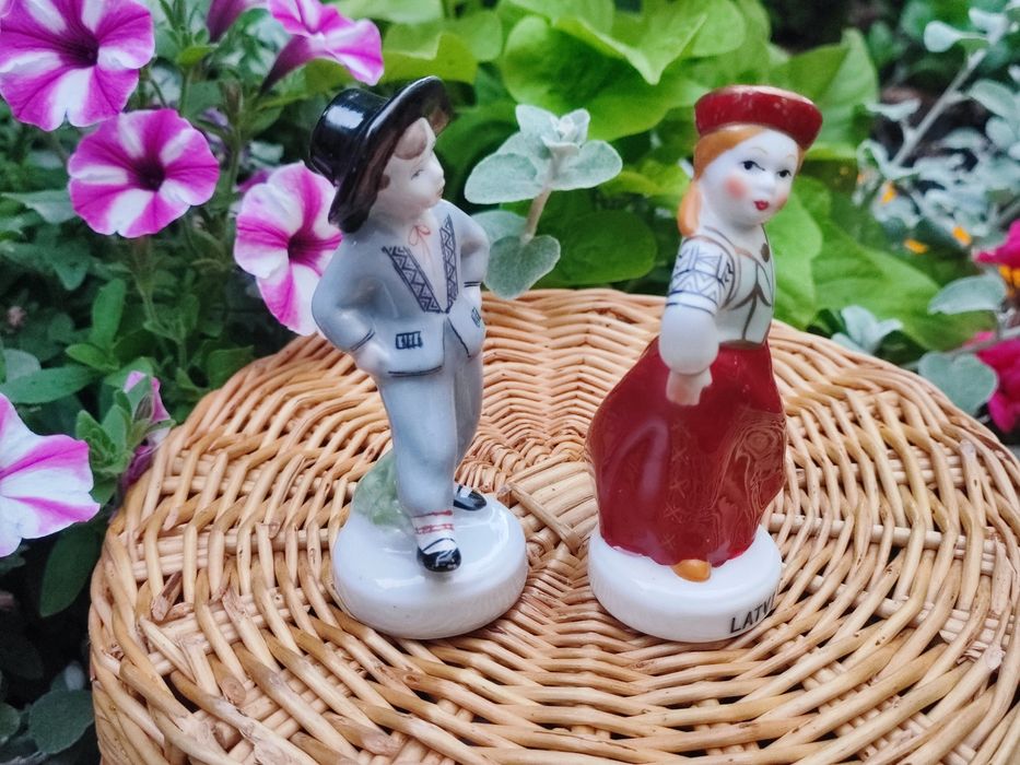 Para figurek " Taniec Zemgale", Ryga