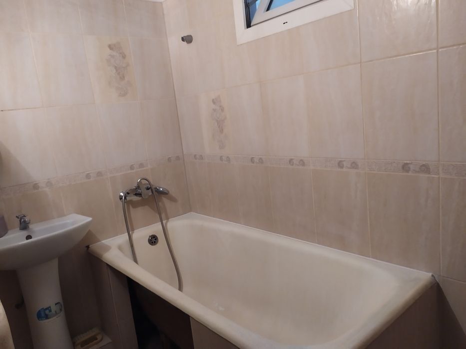 Продам частину будинку р-н 18 школи