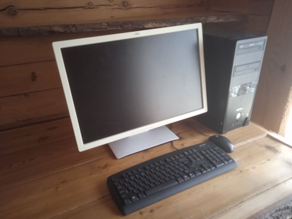 Монітор 24" німець