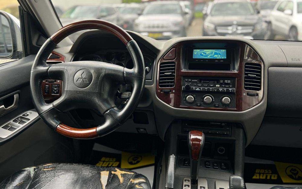 Mitsubishi Pajero 2006