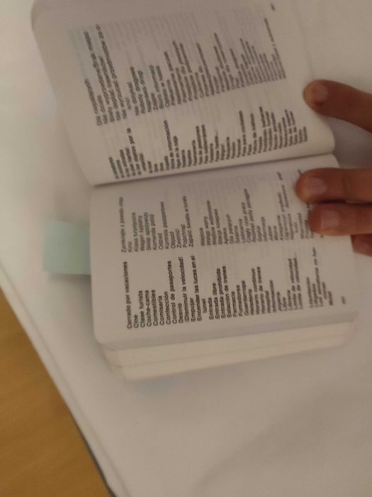 Książka - Słownik z rozmówkami hiszpańsko-polski... [używana]