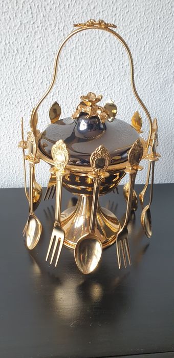 Taça de aperitivos com 6 garfos + 6 colheres
