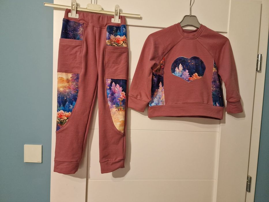 Nowy komplet "Magiczny las" spodnie i bluza oversize rozmiar 110