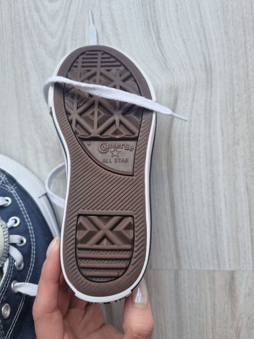 Converse Trampki r 28