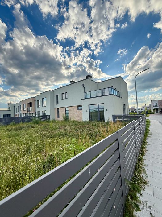 Без комісії! Продаж кутового котеджу 155,2 м² у КМ “Липові Роси”, гараж, тераса