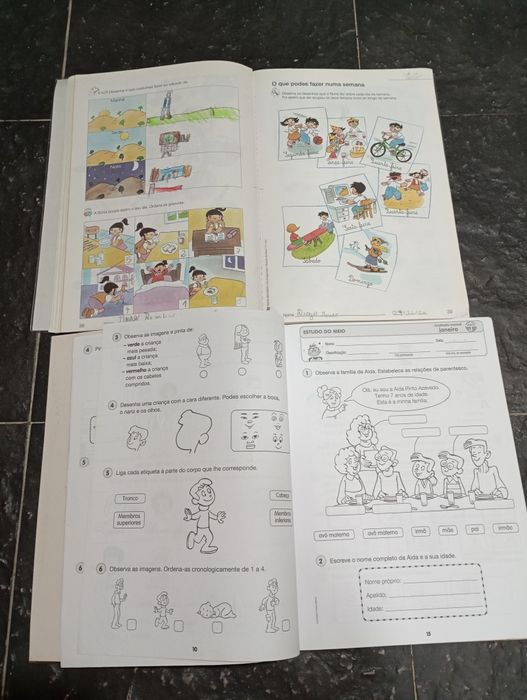 Livros escolares de estudo do meio