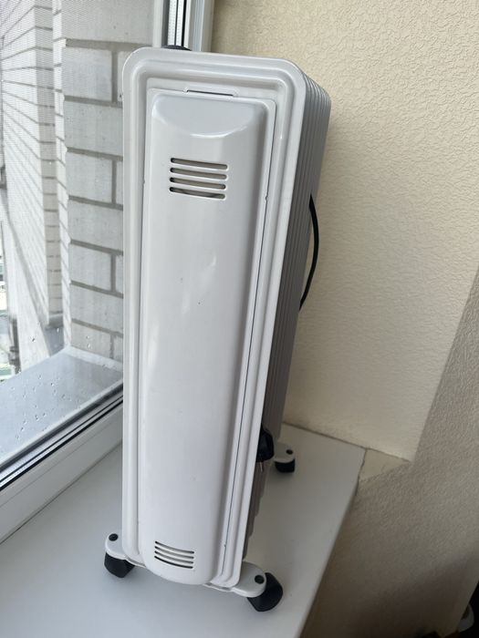 Масляний обігрівач Radel,Iталія