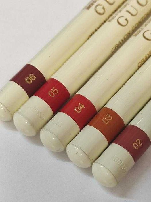 Олівці для губ Gucci