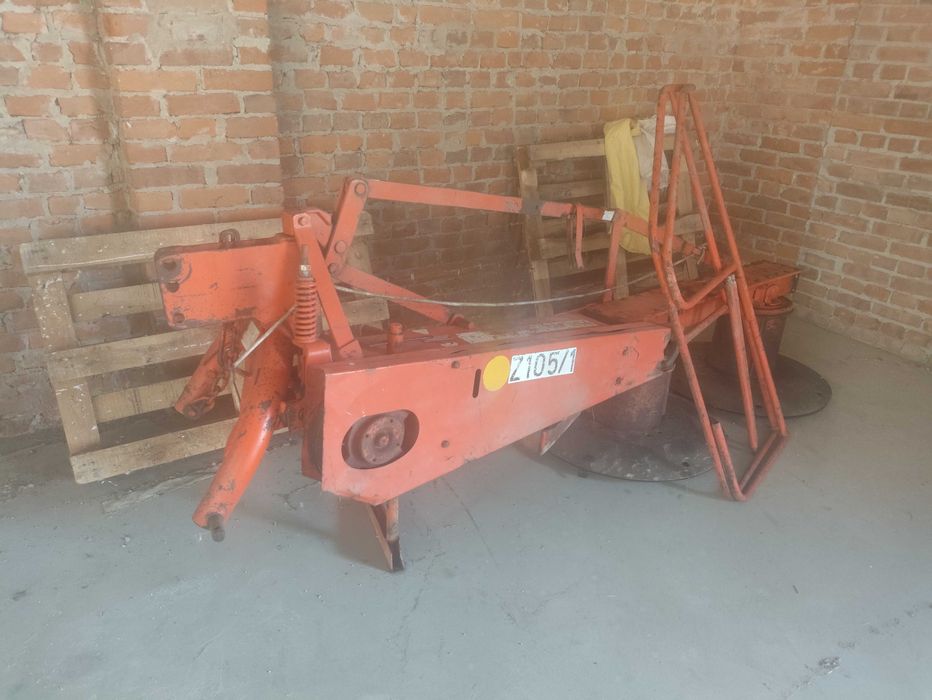 Kosiarka rotacyjna z 105/1 brony 5