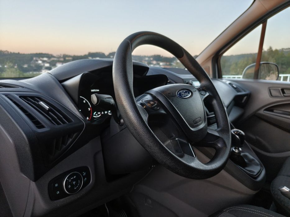 Ford Transit Connect AC 3 Lugares