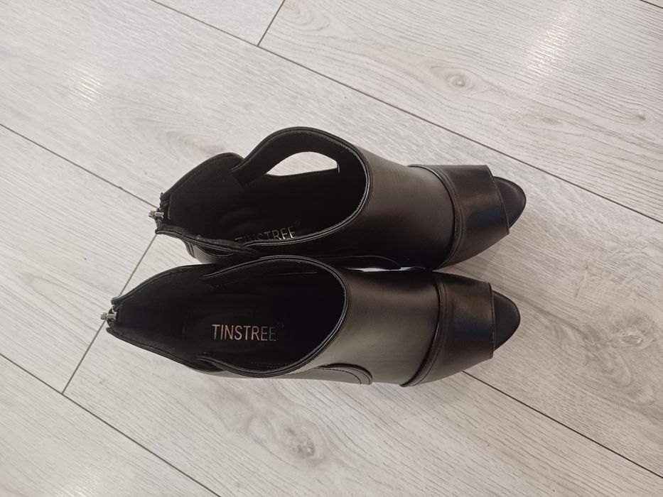 Nowe buty r.41 .