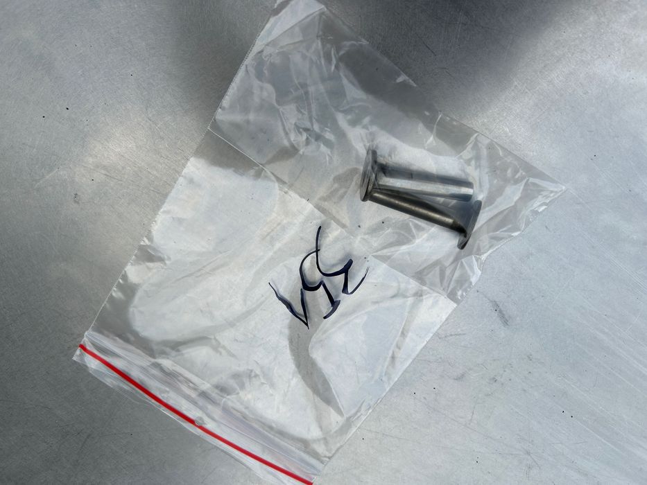 Popychacze zaworów Briggs, Grzybki zaworów Traktorek 10-18KM (351)