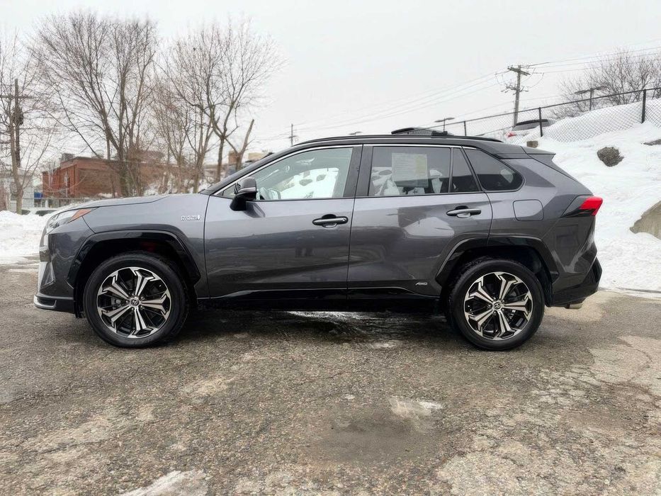 Toyota RAV4 Prime XSE      2023