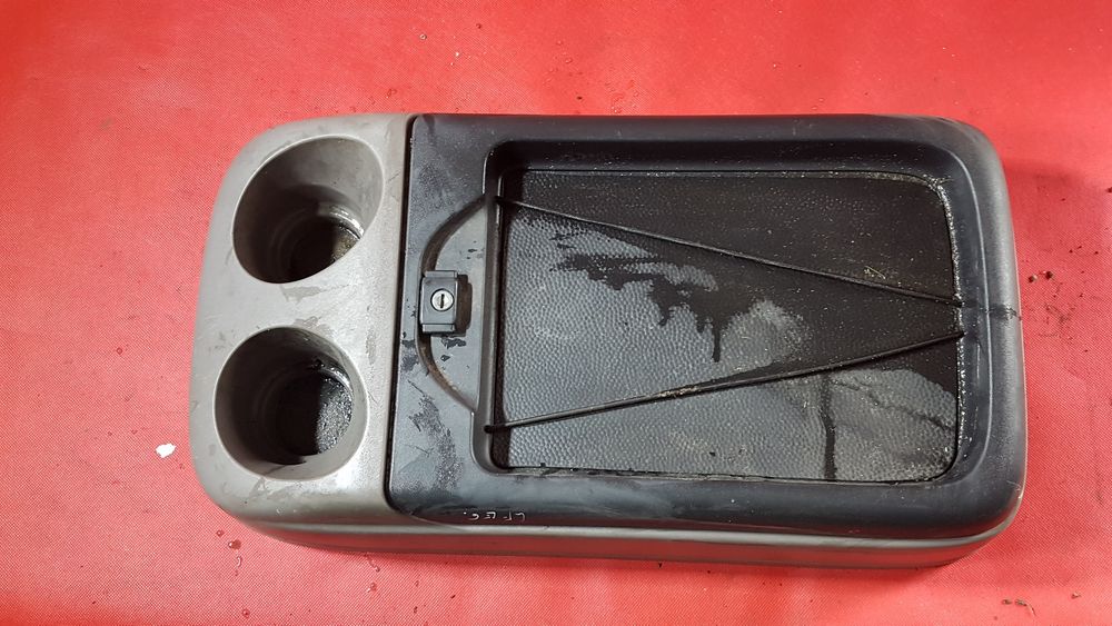 Schowek Na Napoje Dokumenty Papiery Daf 65 75 85 Cf , 45 , 55 Lf Euro